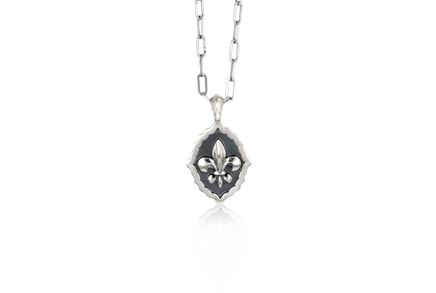 Heirloom Fleur de Lis Pendant